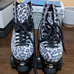 Moonlight Roller Skates